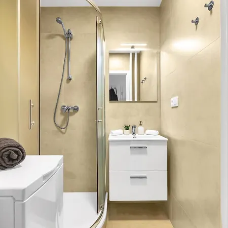 Апартаменты Rezedova One Retreat Братислава