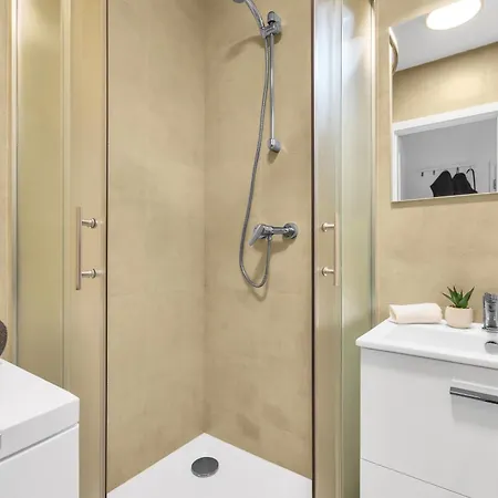 Rezedova One Retreat Апартаменты Братислава