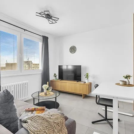 Rezedova One Retreat