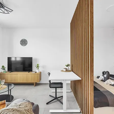 Апартаменты Rezedova One Retreat