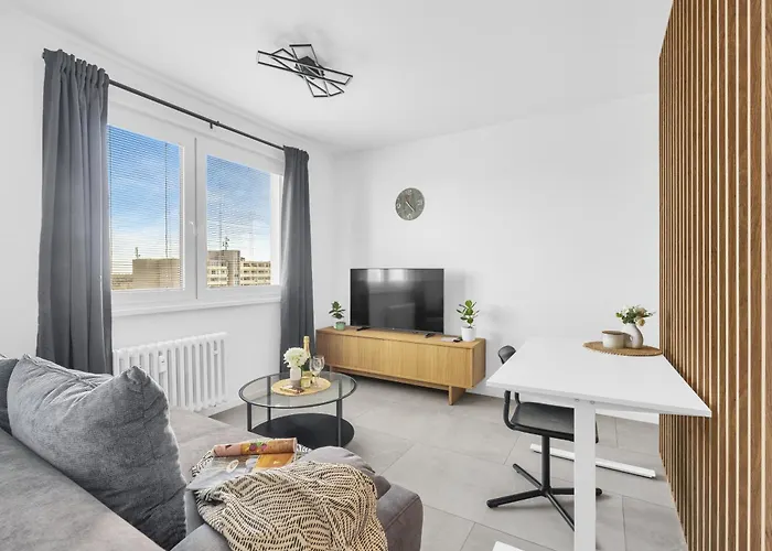 Rezedova One Retreat